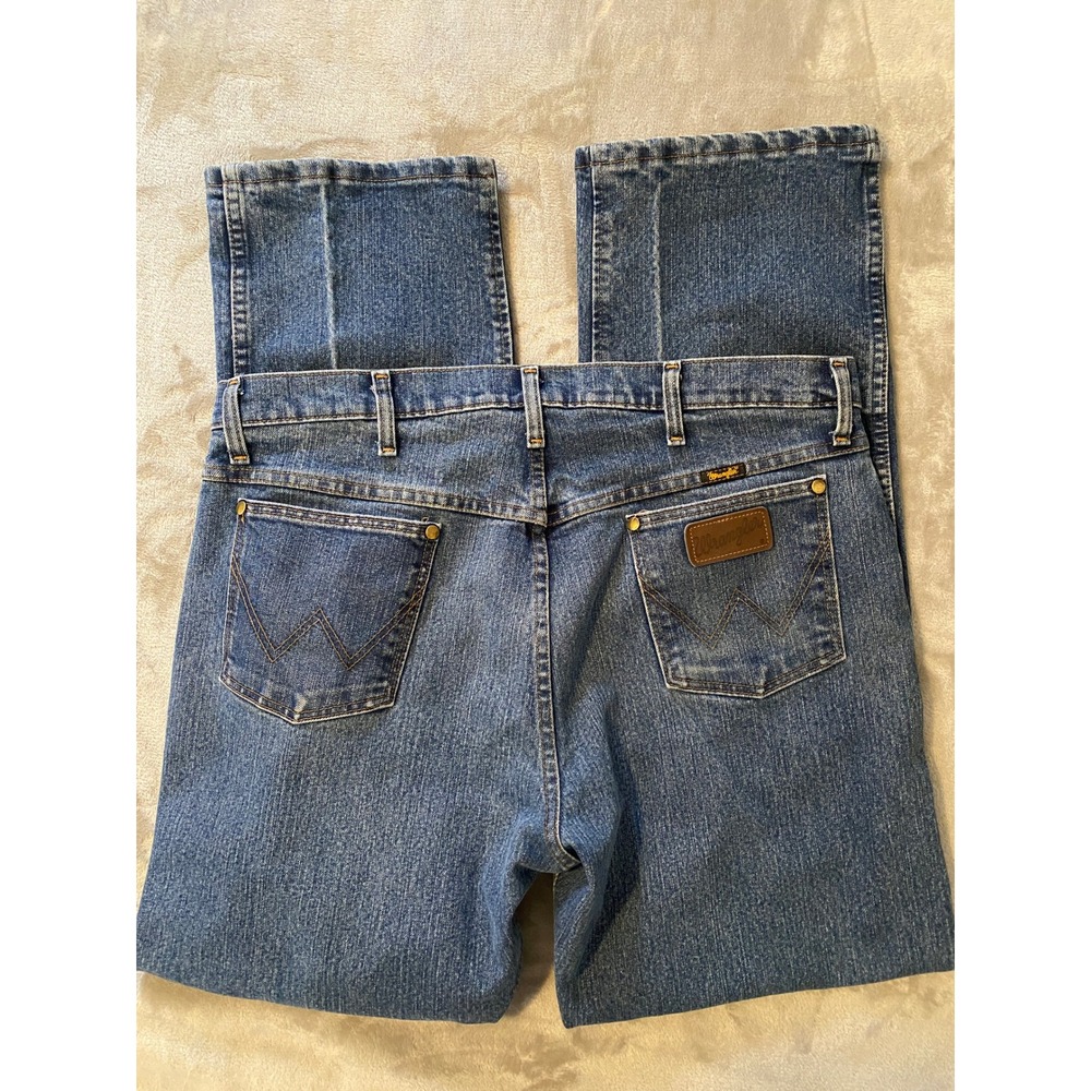 Wrangler Regular Fit Advanced Comfort Mens Jeans 35x32 Medium Wash Blue Workwear